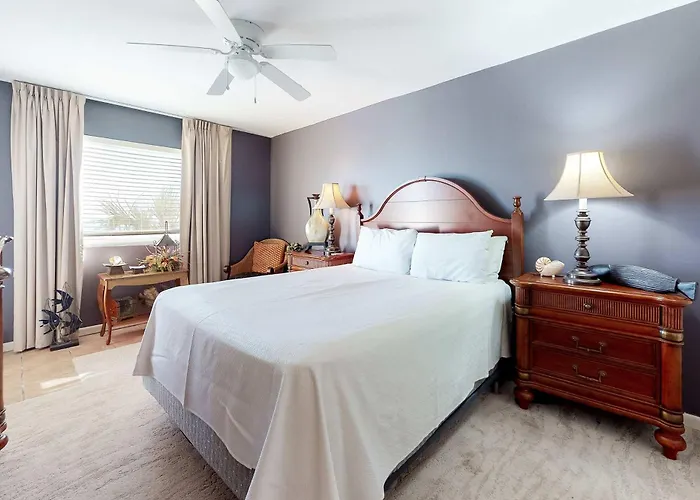 Gulf-front With Shared Outdoor Pool Private Balcony Incredible Views & Wifi * Gulf Shores