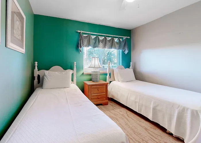 Gulf-front With Shared Outdoor Pool Private Balcony Incredible Views & Wifi * Gulf Shores