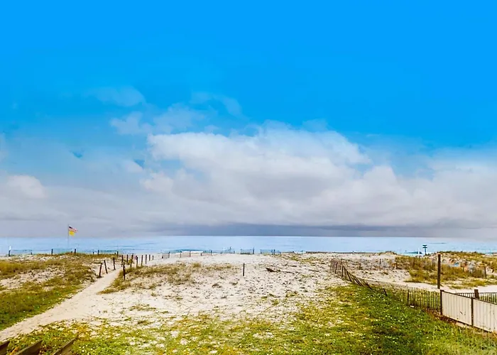 Holiday home Gulf-front With Shared Outdoor Pool Private Balcony Incredible Views & Wifi *