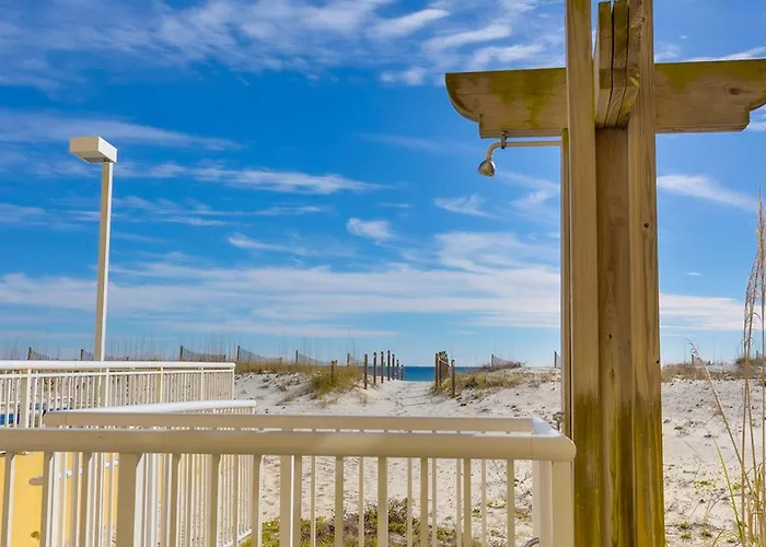 Gulf-front With Shared Outdoor Pool Private Balcony Incredible Views & Wifi *